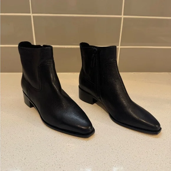 NEW Cole Haan Black Leather Ankle Booties – Women’s Classic Heeled Fashion Boots - Picture 3 of 8